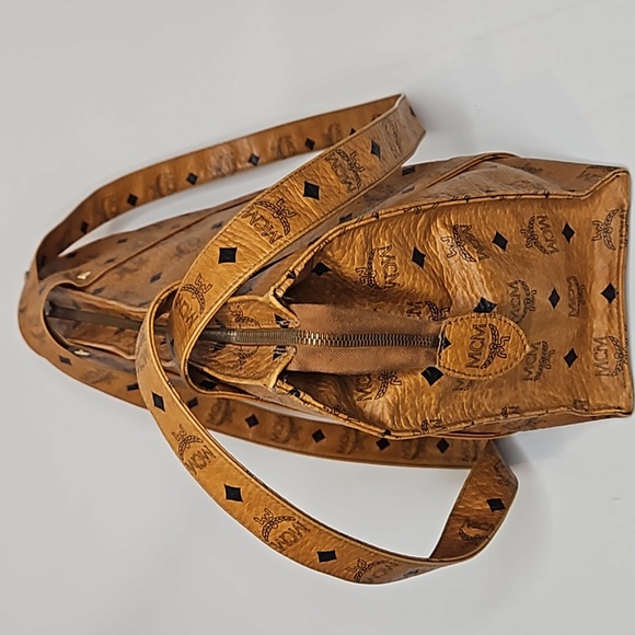 Authentic MCM Monogram Vintage Shoulder Tote Bag Cognac Visetos - Picture 4 of 16